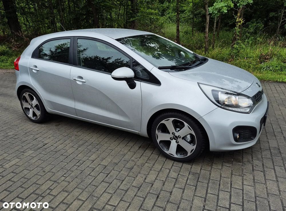 Kia Rio 1.4 crdi XL - 2