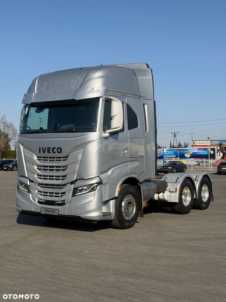 Iveco S-WAY 570   6X4   60 TON  RETARDER !!!