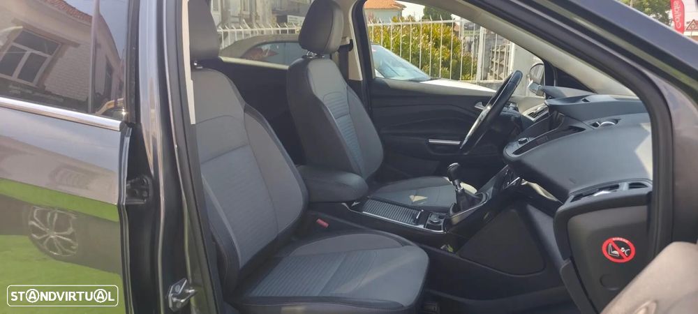 Ford Kuga 1.5 TDCi EcoBlue Titanium - 27