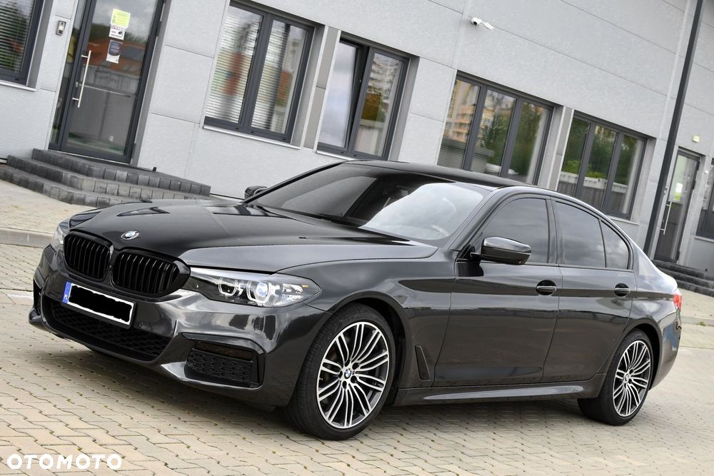 BMW Seria 5 540i xDrive Sport Line - 2