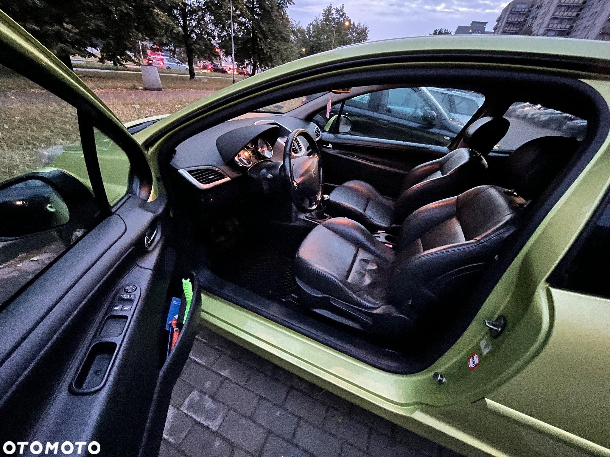 Peugeot 207 1.6 VTi Sporty - 5