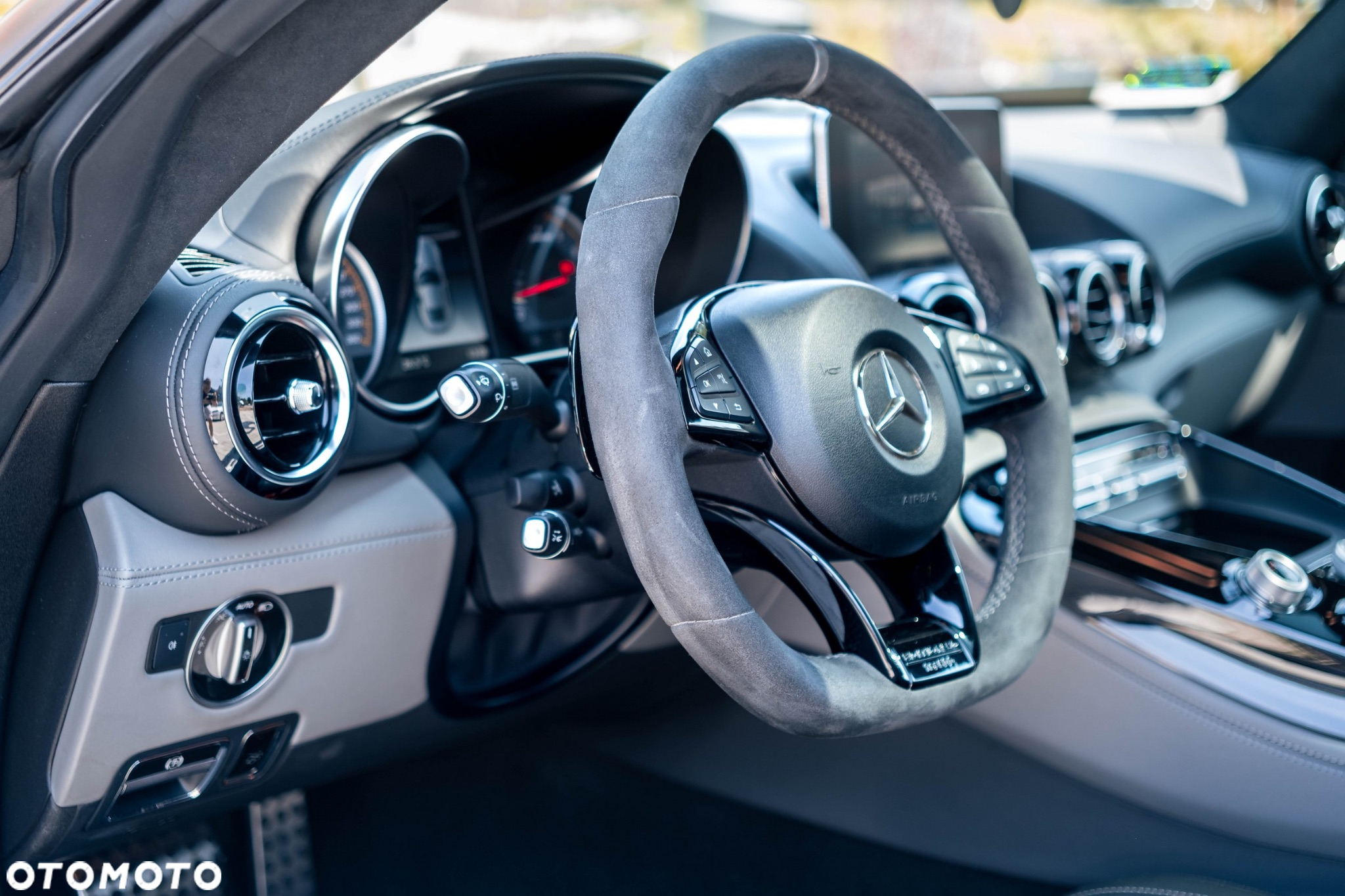 Mercedes-Benz AMG GT C - 22