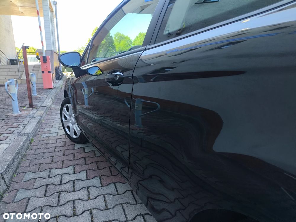 Ford Fiesta 1.4 Trend - 16