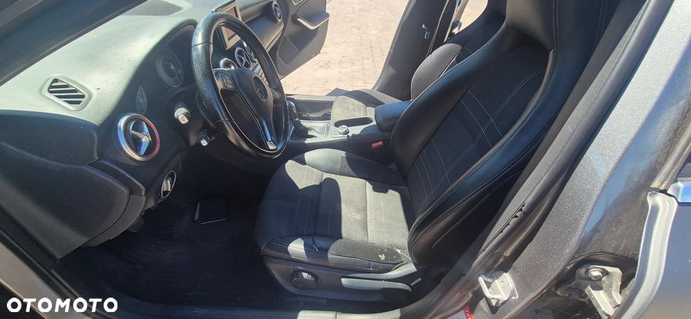 Mercedes-Benz Klasa A 200 CDI - 16