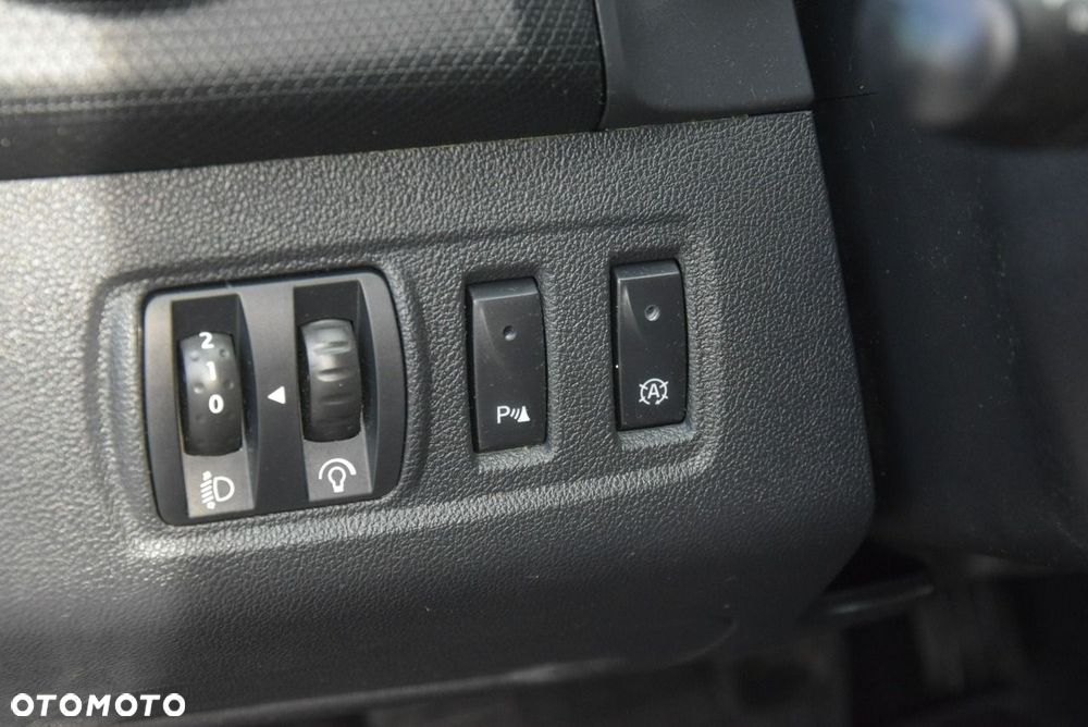 Renault Clio (Energy) TCe 90 Start & Stop LIMITED - 38
