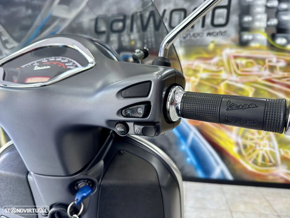 Piaggio Super GTS Super - 22