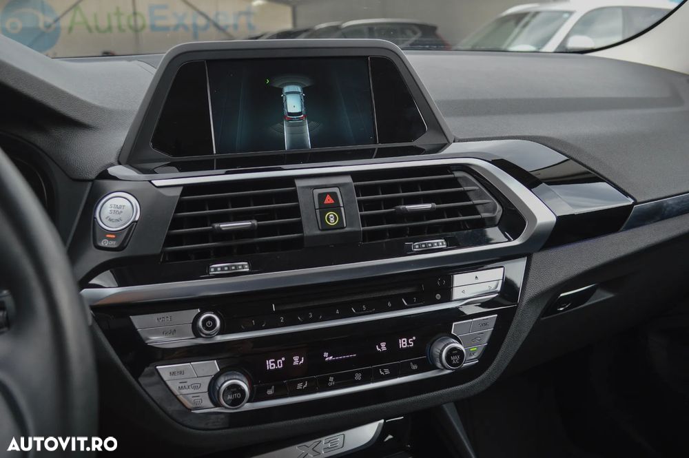 BMW X3 xDrive20d AT xLine - 30