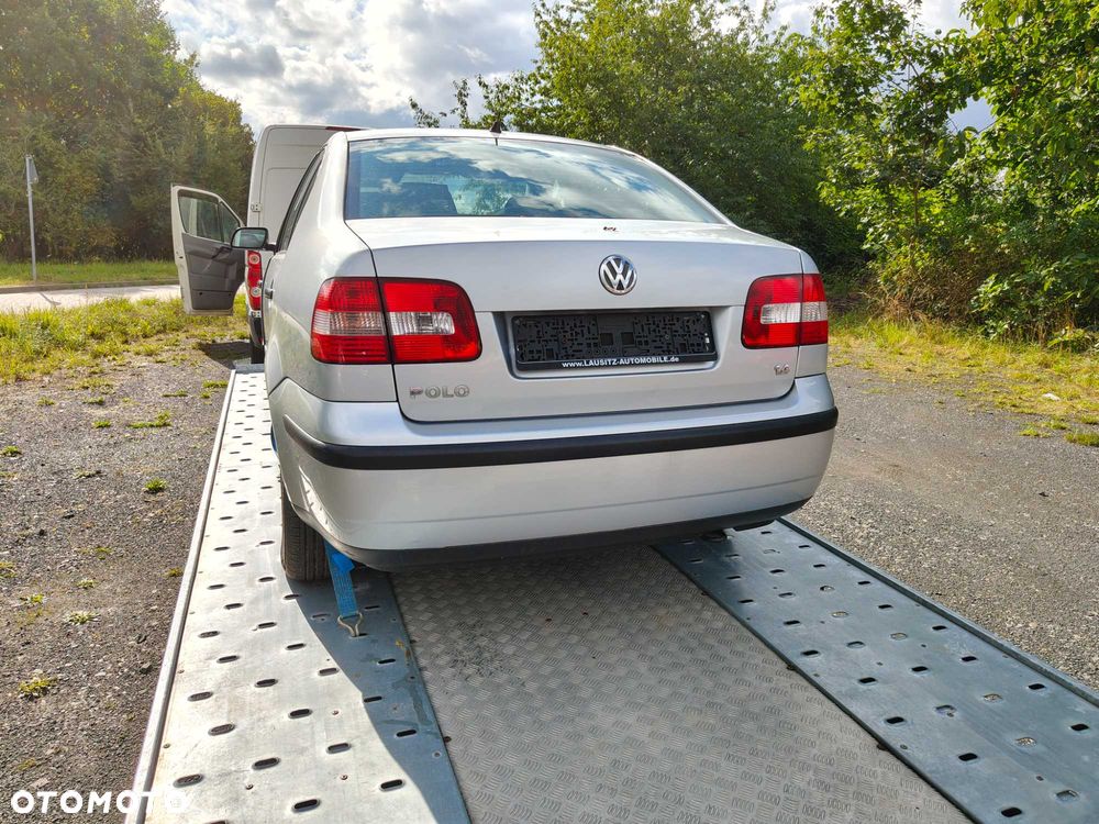 Volkswagen Polo - 3