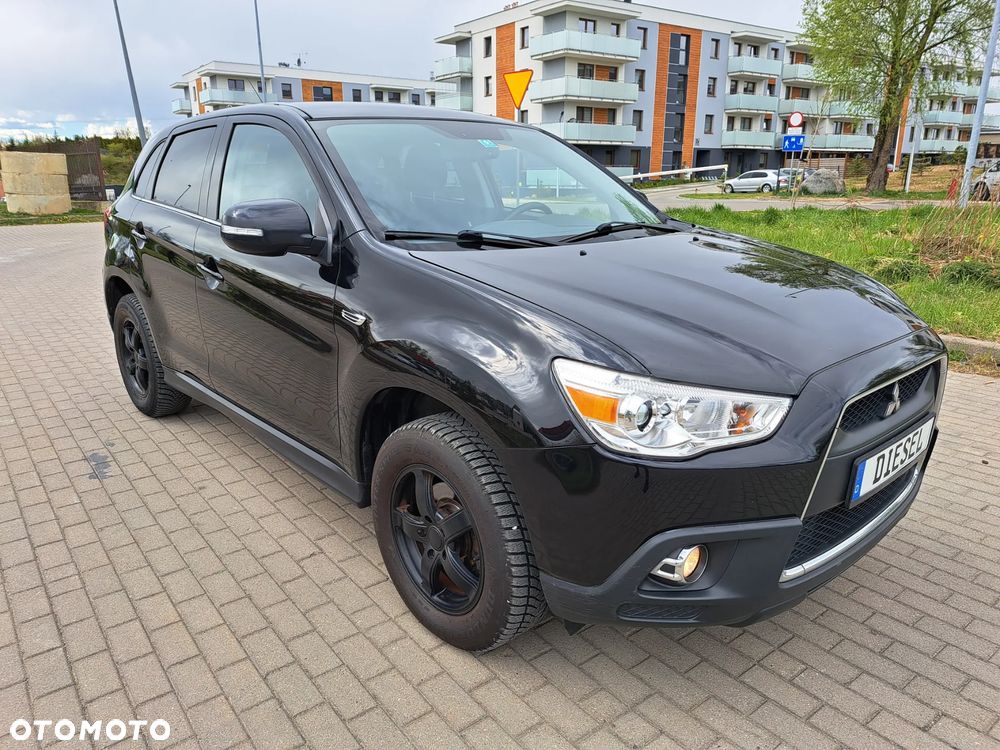 Mitsubishi ASX - 5