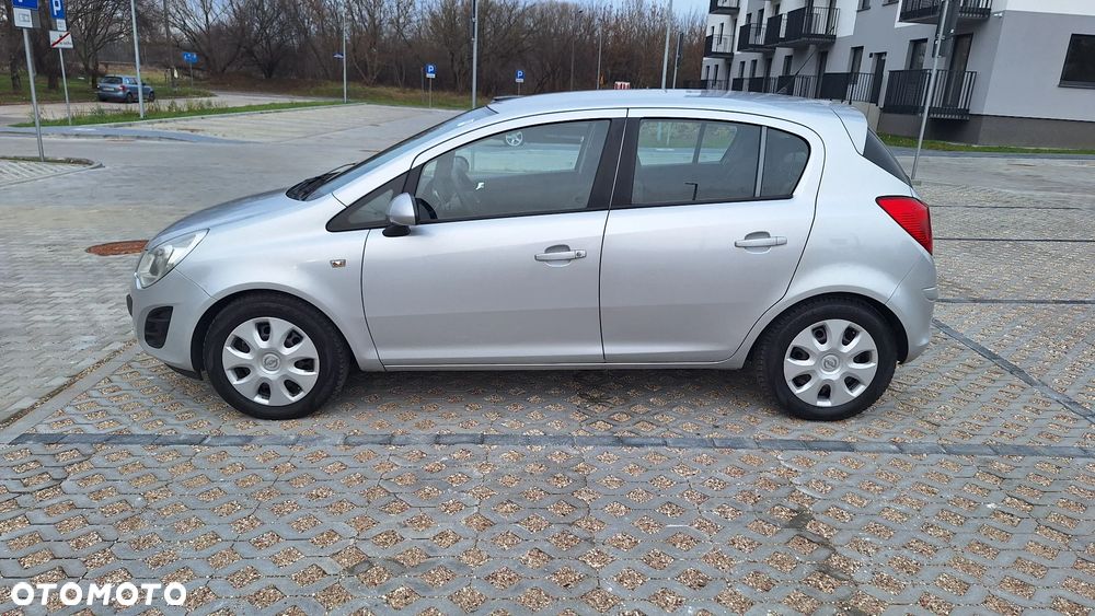 Opel Corsa 1.4 16V Energy - 3
