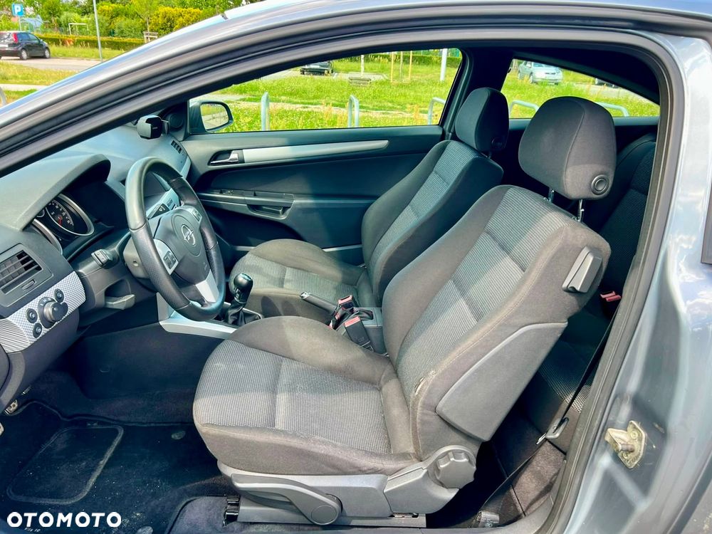 Opel Astra - 14