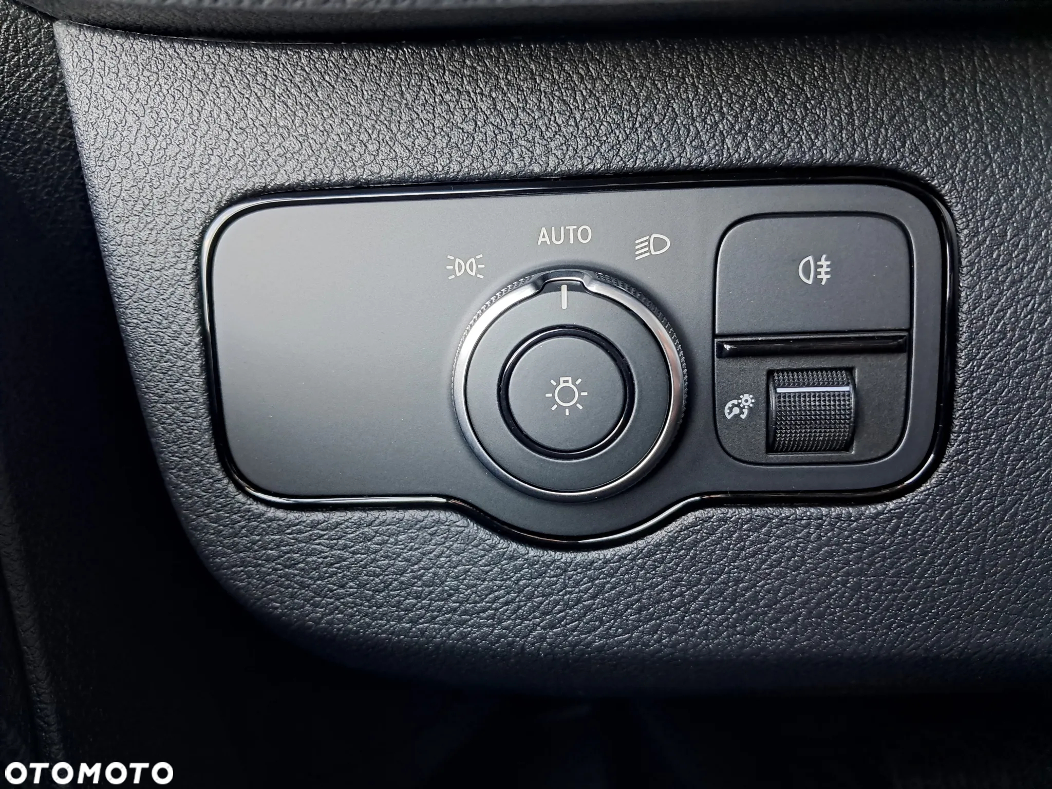 Mercedes-Benz Sprinter 317 CDI Furgon PRO długi 4325 mm L3H2 - 21