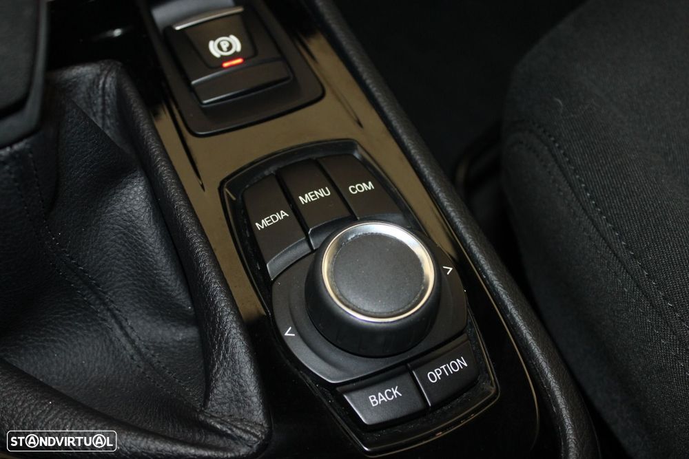 BMW 216 Active Tourer d Advantage - 22