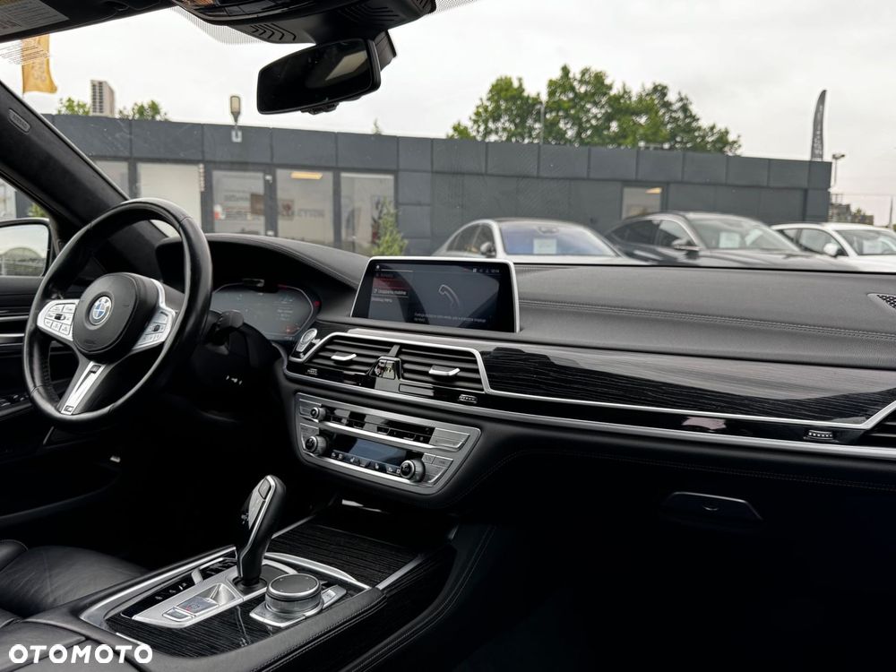 BMW Seria 7 - 14