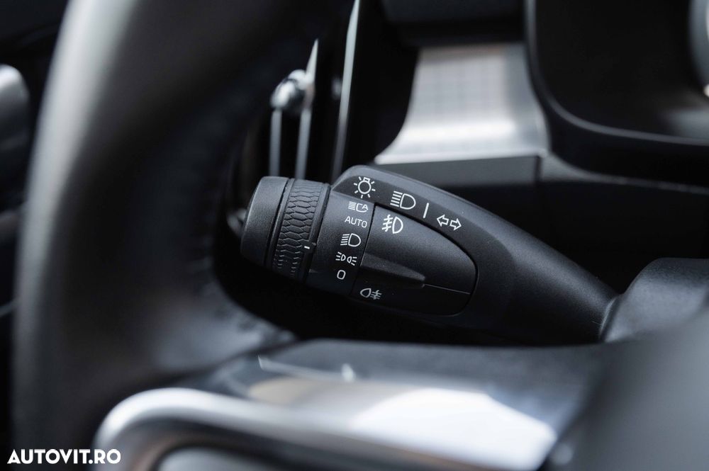Volvo XC 40 T4 Recharge DKG Inscription Expression - 26