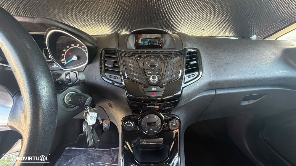Ford Fiesta 1.0 Ti-VCT Titanium - 26