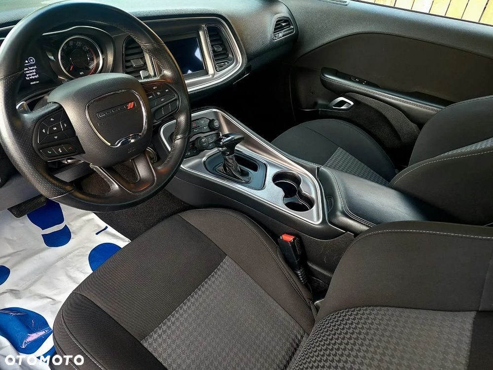 Dodge Challenger 3.6 SXT - 15