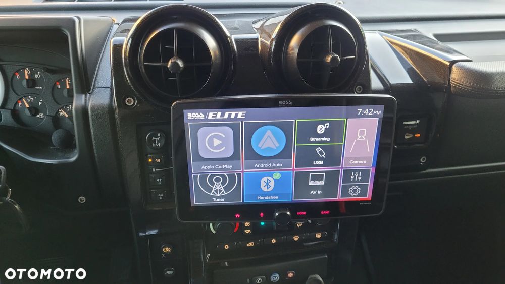 Hummer H2 6.0 V8 - 29