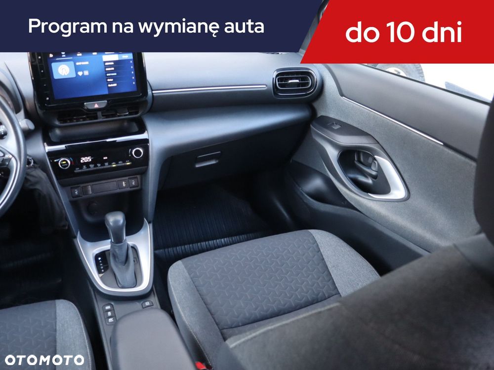 Toyota Yaris Cross - 10