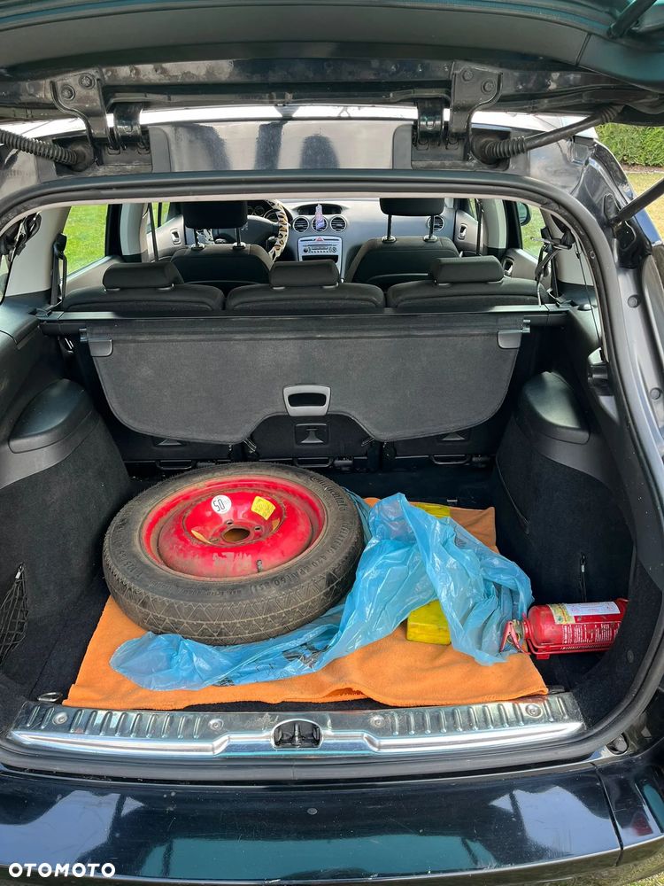 Peugeot 308 1.6 HDi Premium - 8