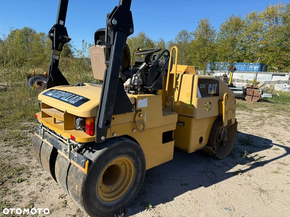 Caterpillar CC34 - 3