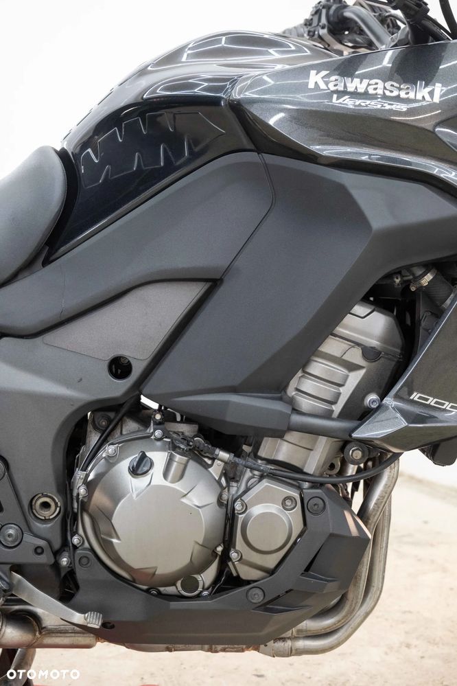 Kawasaki Versys 1000 - 12