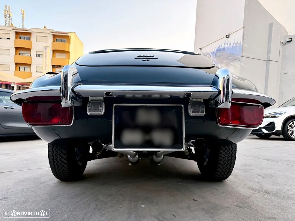 Jaguar E-Type - 51