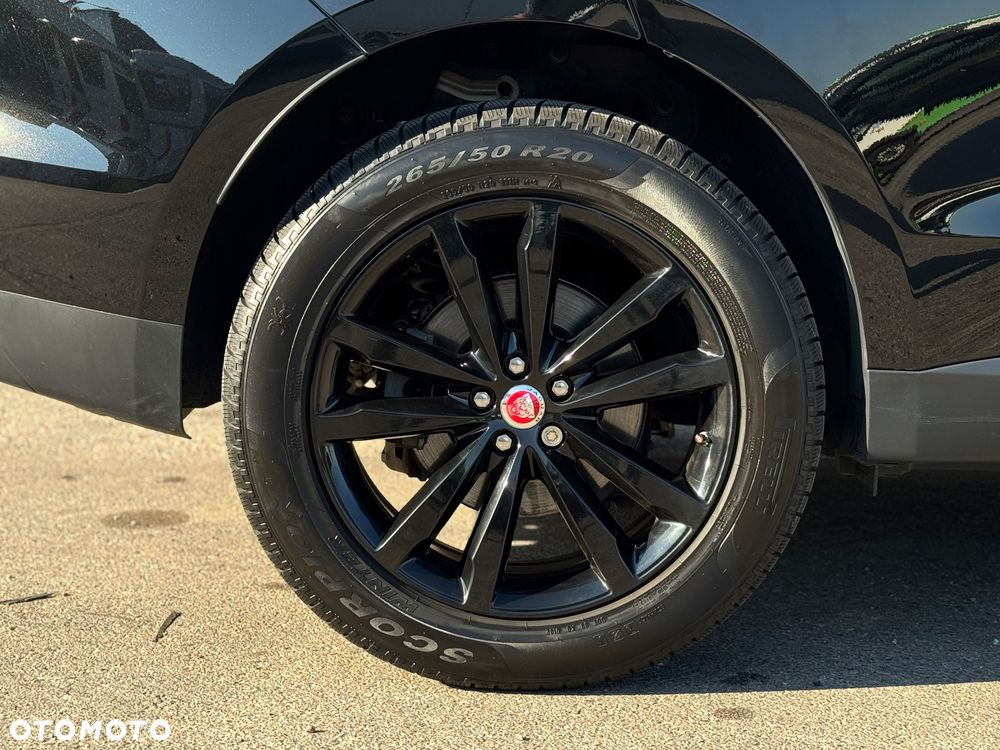 Jaguar F-Pace 30t AWD Prestige - 13