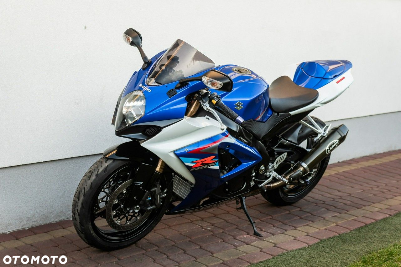 Suzuki GSX-R - 6