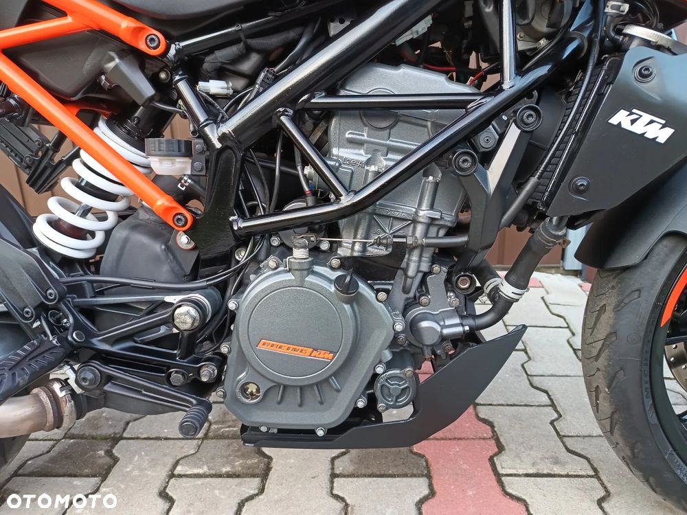 KTM Duke - 16