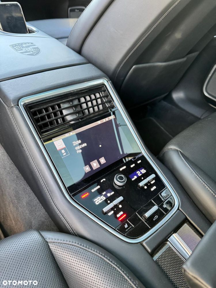 Porsche Panamera - 5