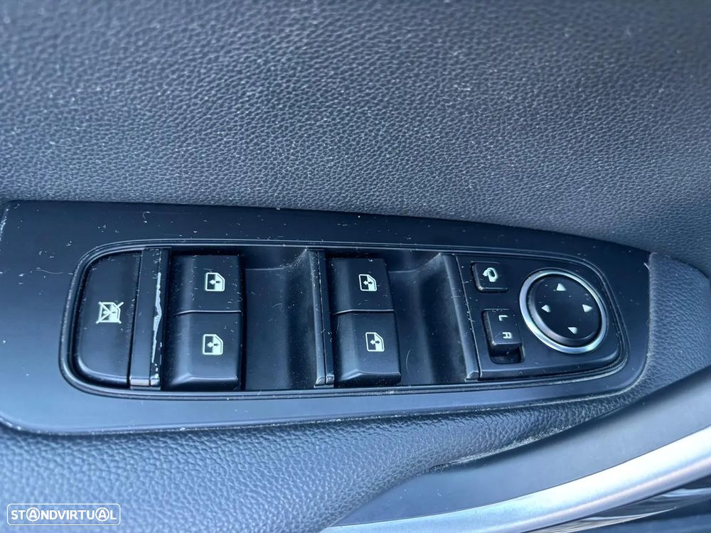 Kia XCeed 1.6 CRDi MHEV Tech - 24