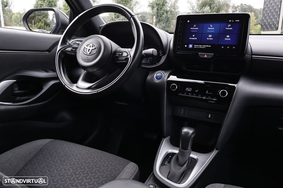 Toyota Yaris Cross 1.5 HDF Luxury - 12