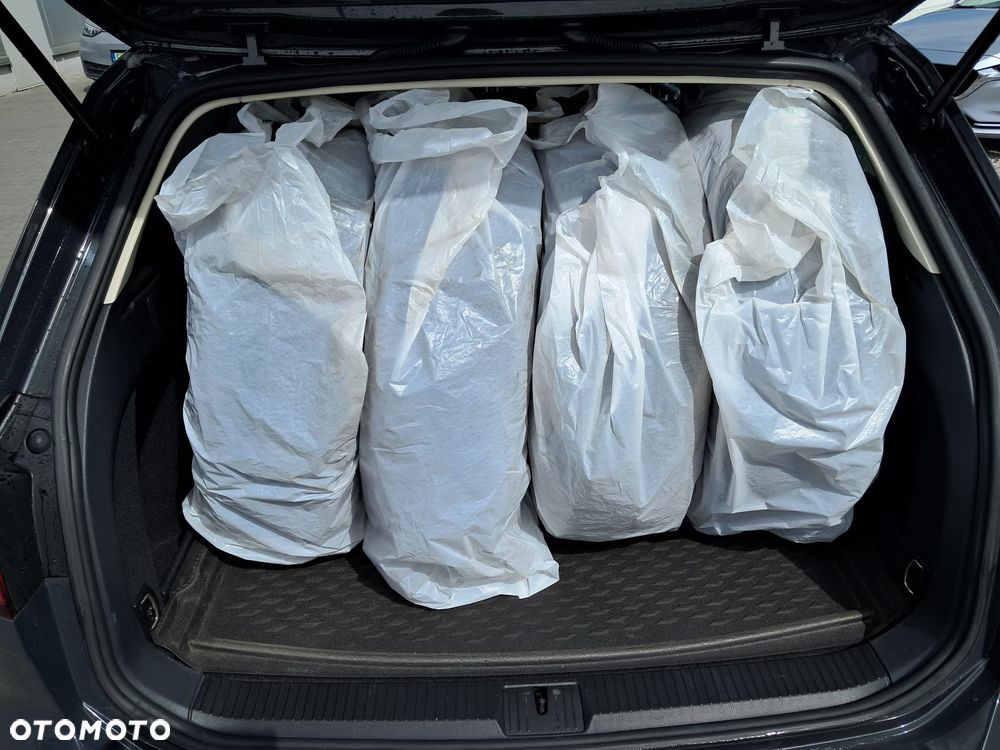 Volkswagen Passat 2.0 TDI BMT Highline DSG - 32