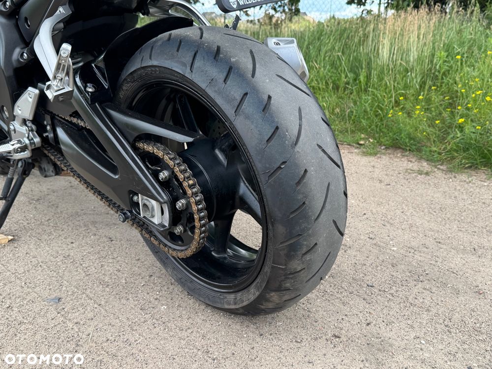 Yamaha FZ - 10