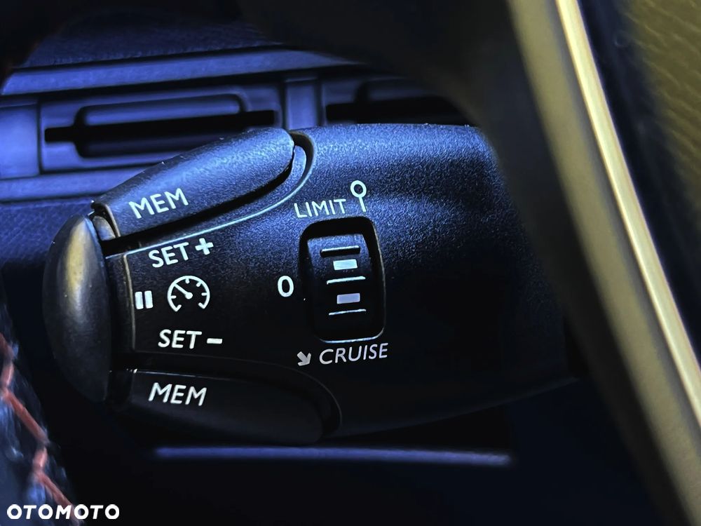 Peugeot 3008 BlueHDi 120 Stop & Start Active - 37