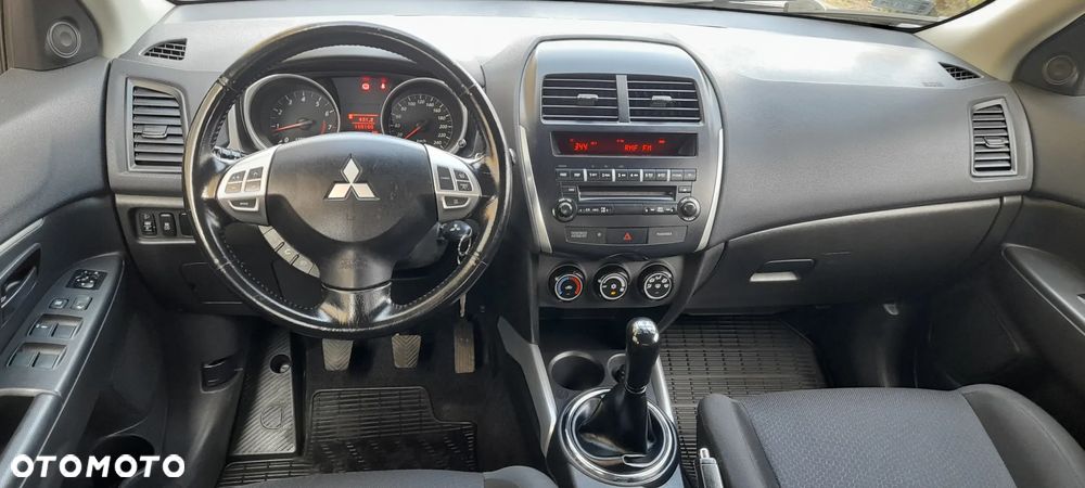 Mitsubishi ASX 1.6 Invite - 11