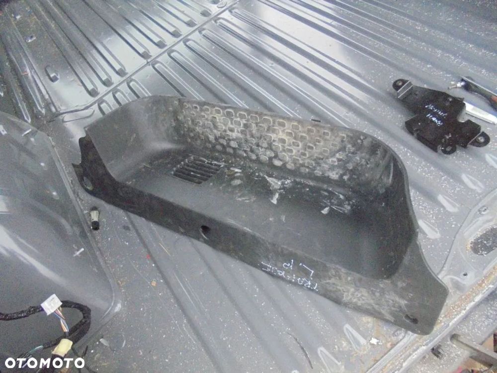 TRAFIC 3 VIVARO PLASTIK OSŁONA PROGU STOPIEŃ LEWY - 1