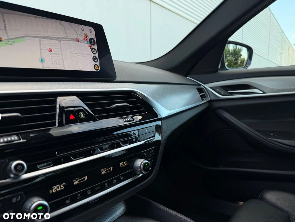 BMW Seria 5 540i xDrive GPF M Sport sport - 22