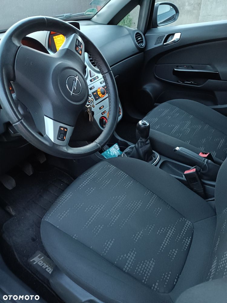Opel Corsa - 3
