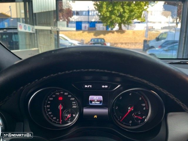 Mercedes-Benz CLA 200 d Urban - 14