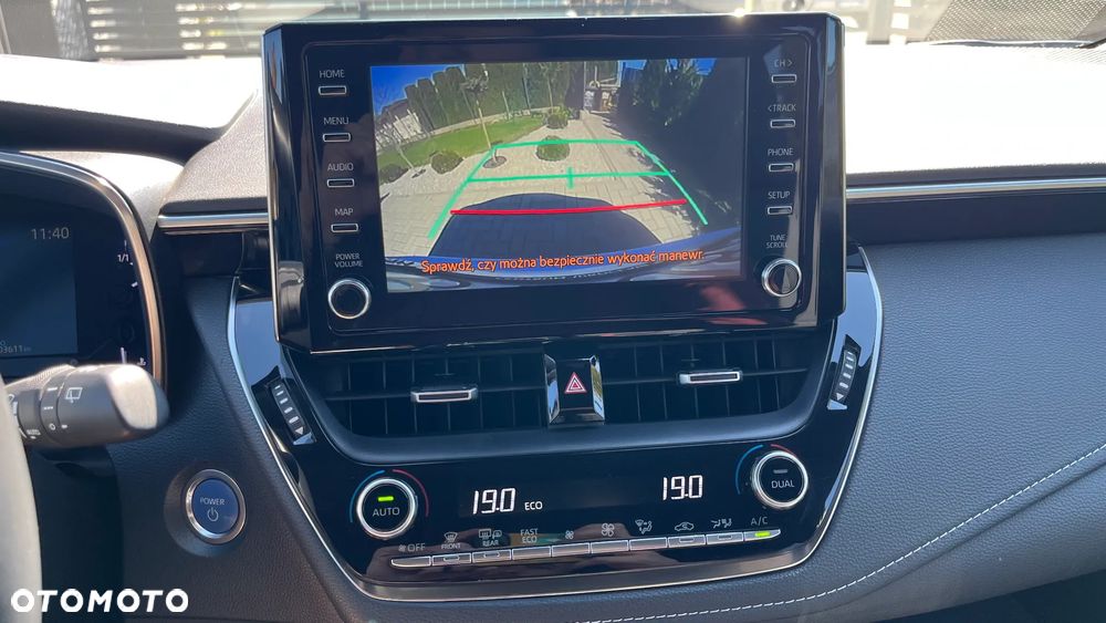 Toyota Corolla 1.8 Hybrid GPF Executive - 13