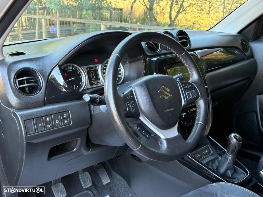 Suzuki Vitara 1.6 VVT GLX - 13