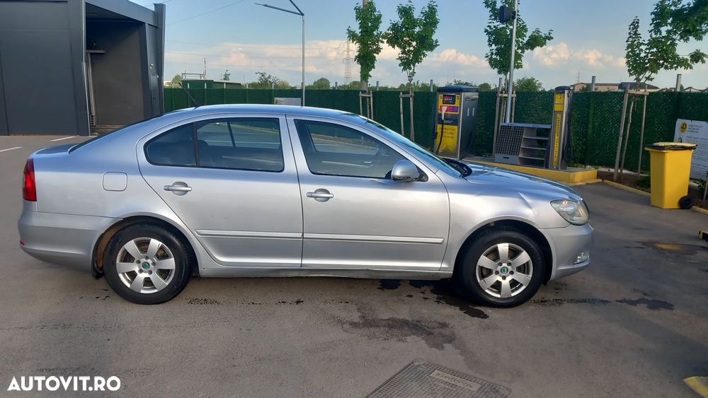 Skoda Octavia 2.0 TDI Ambiente - 3