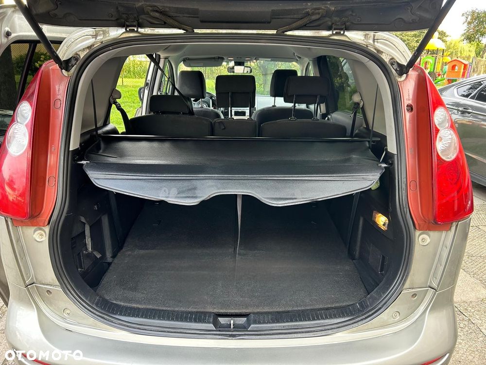 Mazda 5 - 2