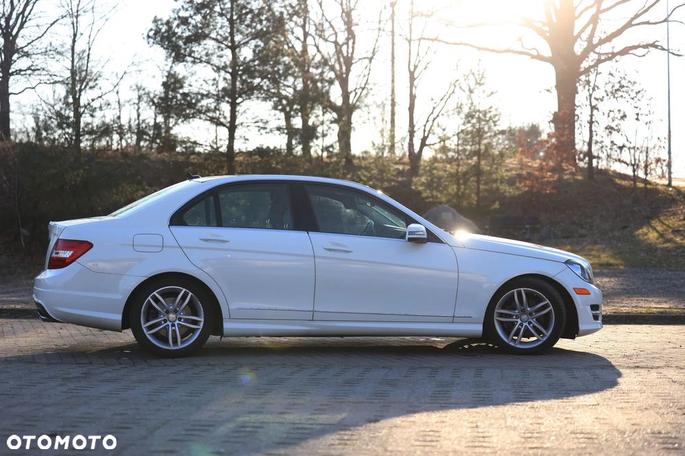 Mercedes-Benz Klasa C 300 4Matic 7G-TRONIC Avantgarde - 9