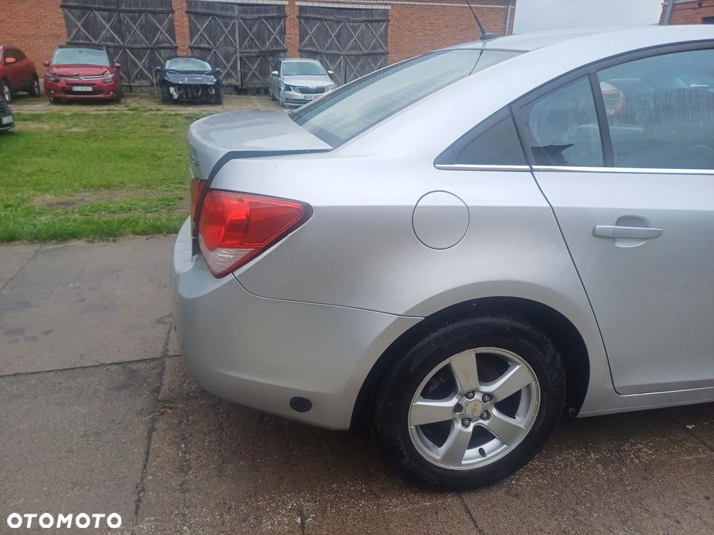 Chevrolet Cruze - 3
