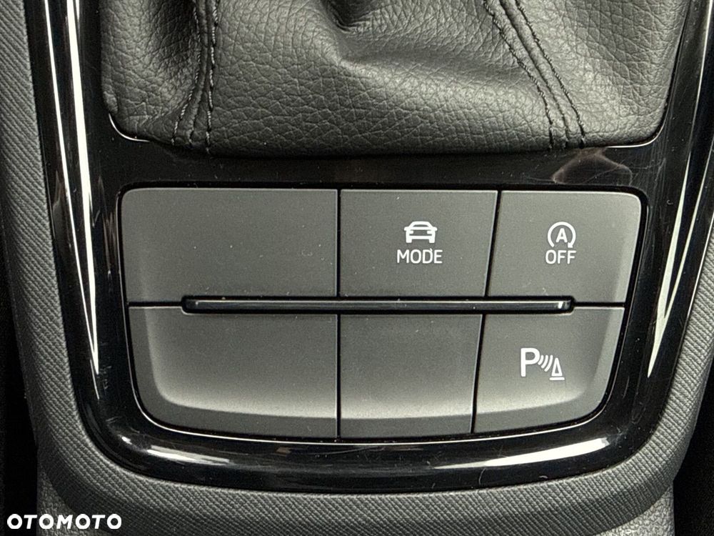 Skoda Kamiq 1.0 TSI Selection DSG - 24
