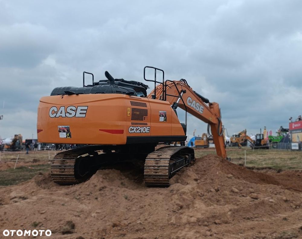 Case Koparka gąsienicowa CASE C210E-S - 3