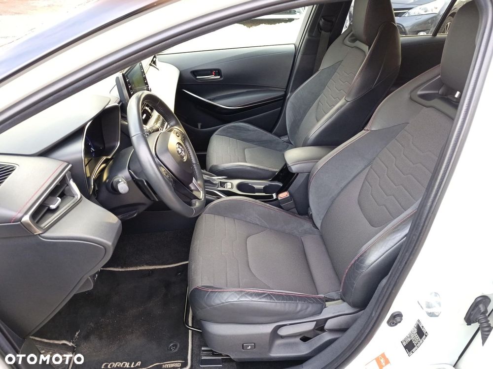 Toyota Corolla 2.0 Hybrid Selection - 12